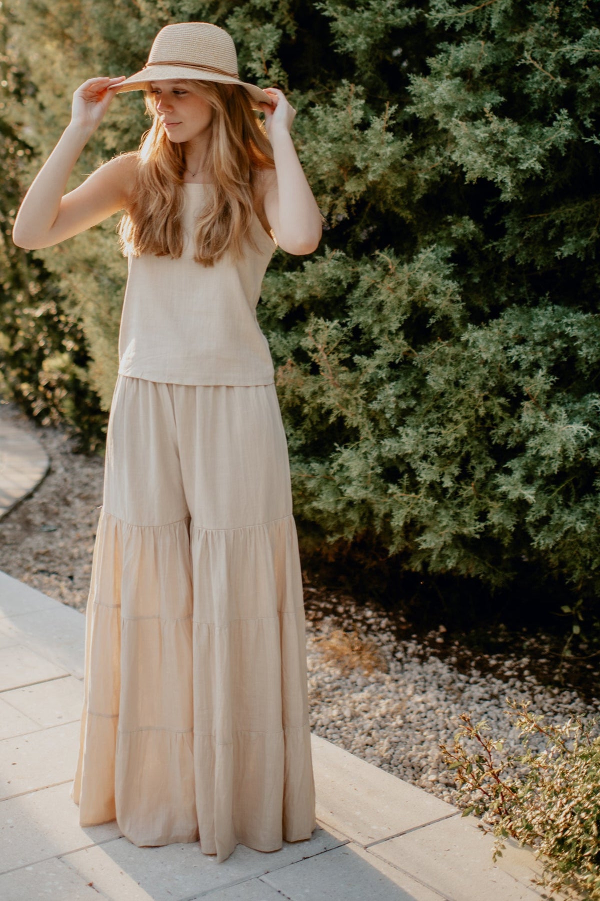 INDIE BLUE Women Women's Bella Maxi Pants (almond soft linen)