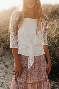 INDIE BLUE Women Women's Hadley Cardigan (light ivory)