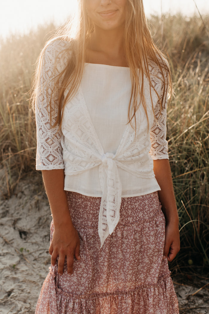 INDIE BLUE Women Women's Hadley Cardigan (light ivory)