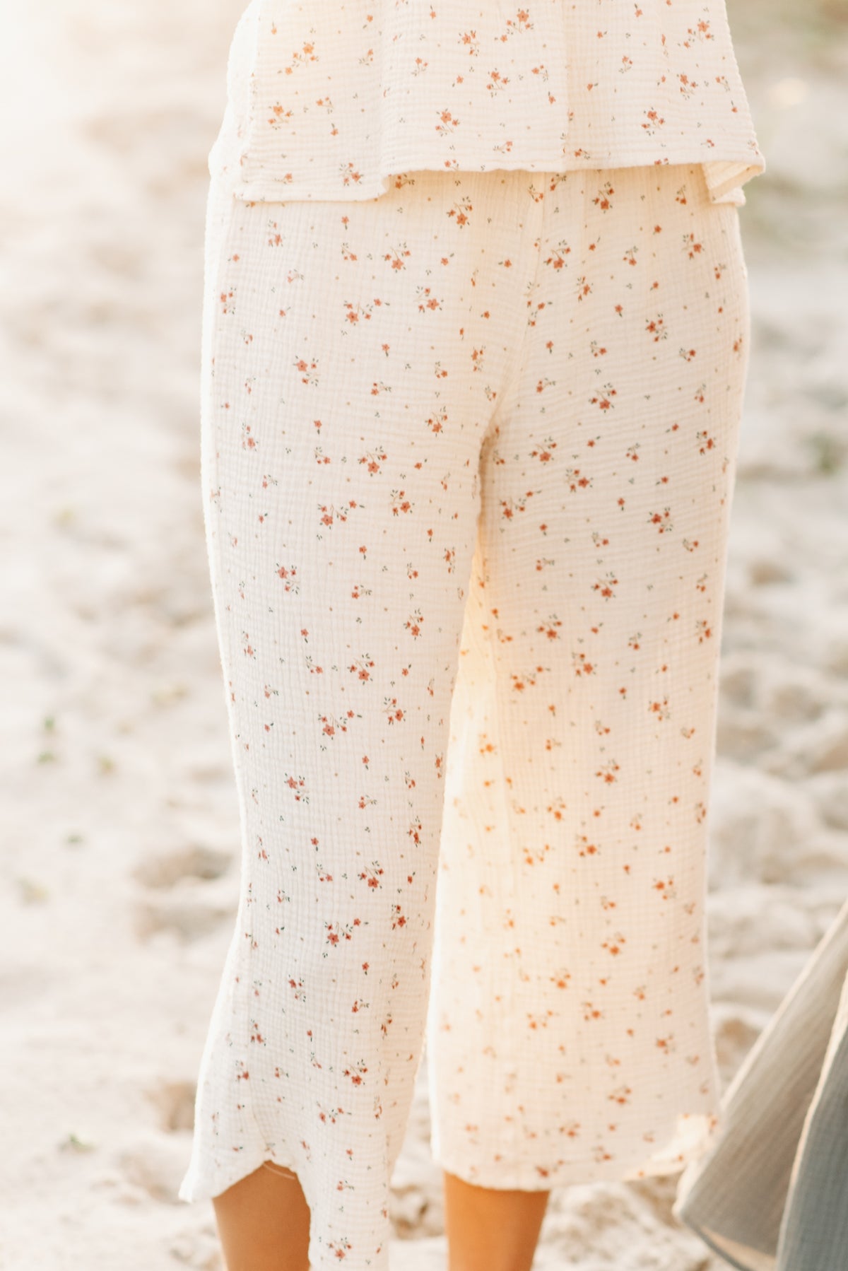 INDIE BLUE Women Women's Eden Capris (soft floral muslin) FINAL SALE