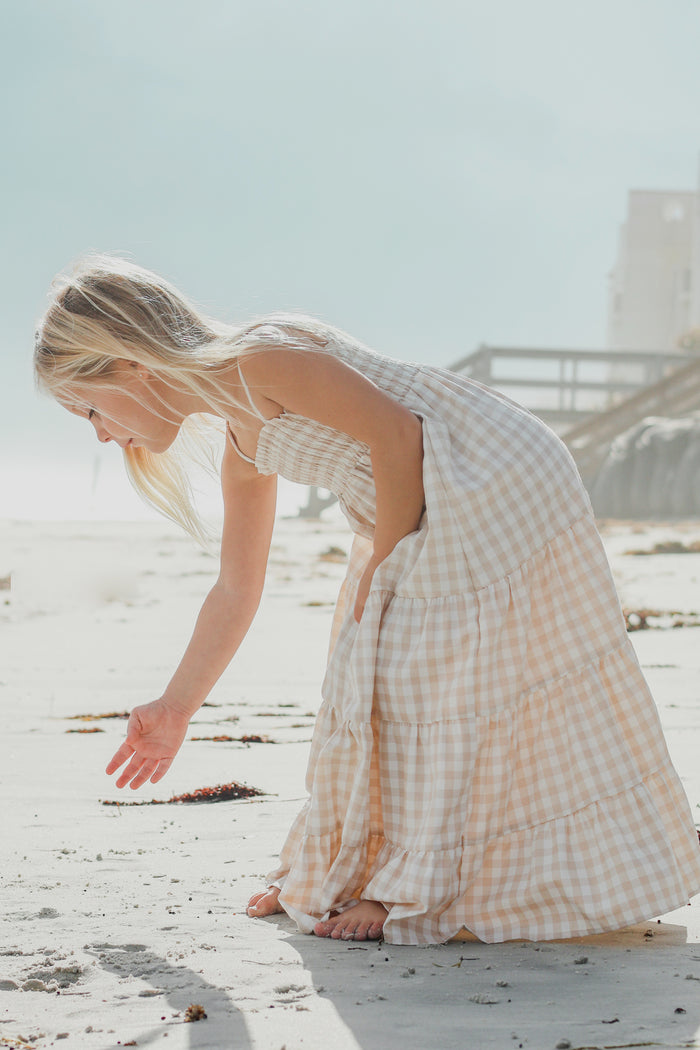 INDIE BLUE Dresses Stella Maxi (tan gingham)