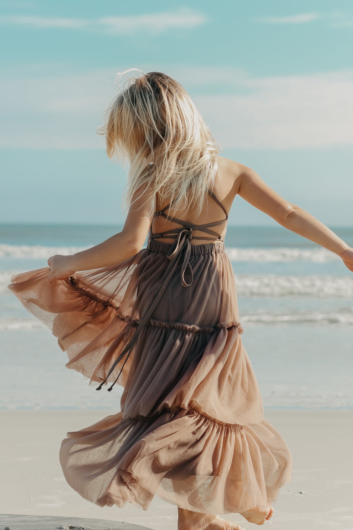 INDIE BLUE Dresses Wendy Dress (mocha tulle)