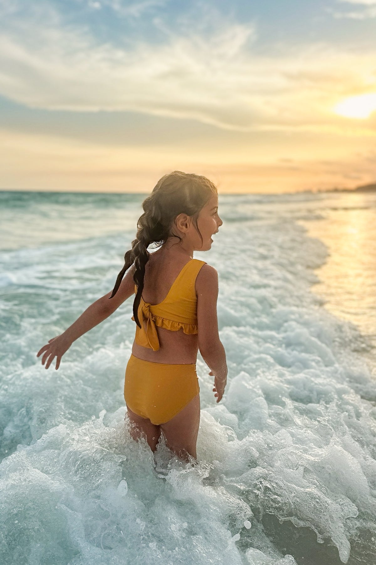 INDIE BLUE SWIM Scoopback Set (gold)