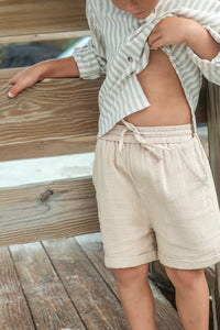 INDIE BLUE Boys Knox Shorts (latte muslin)