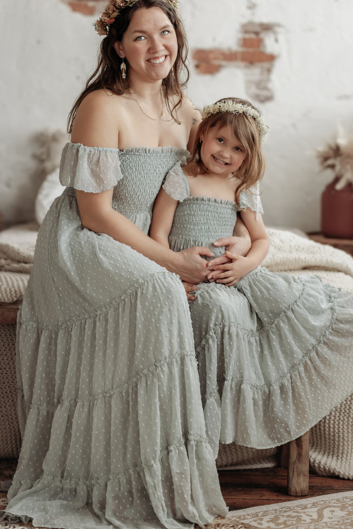 INDIE BLUE Women Women's Marabella Dress (sage swiss dot)