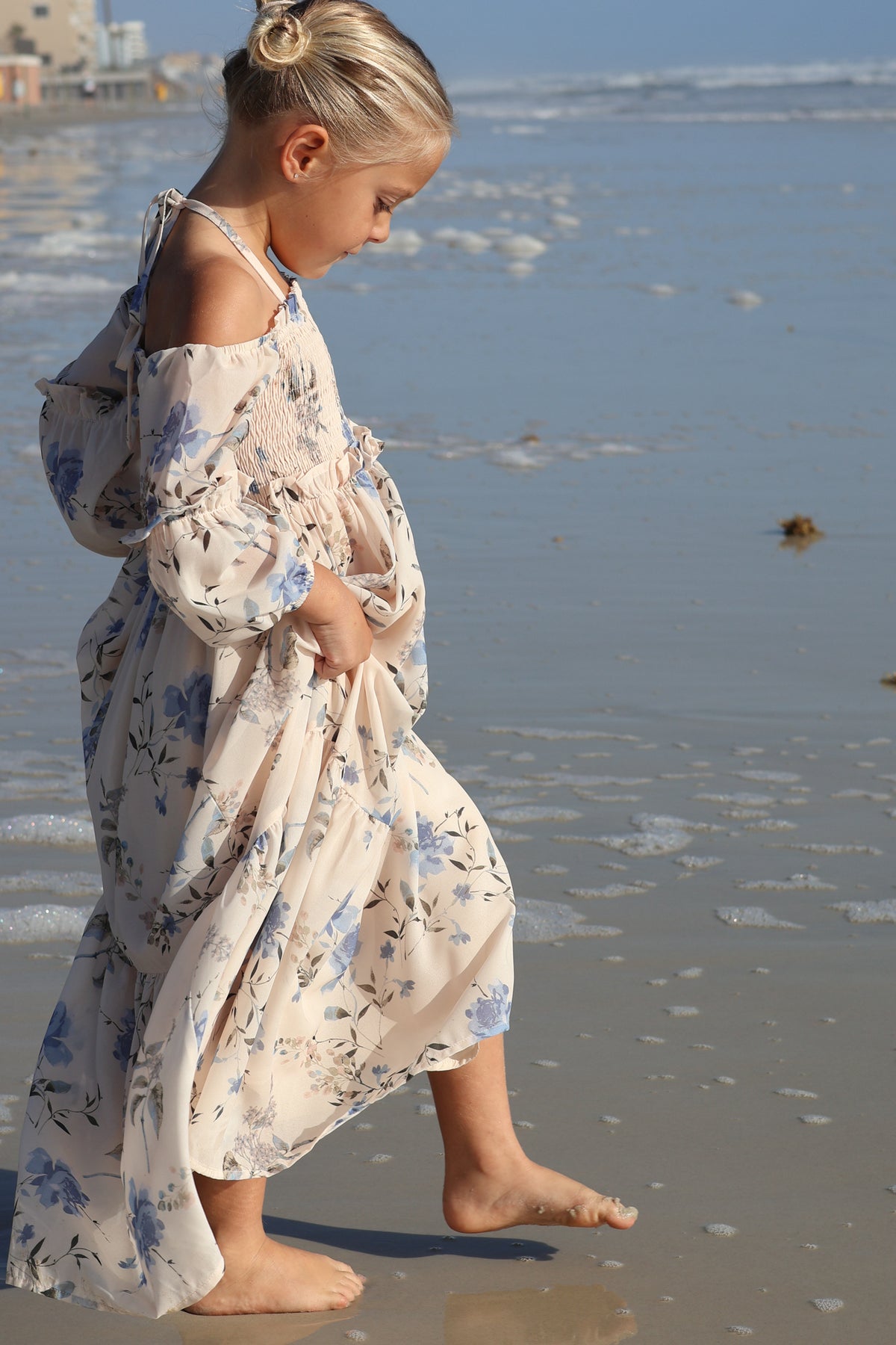 INDIE BLUE Dresses Pippa Maxi (floral blue chiffon)