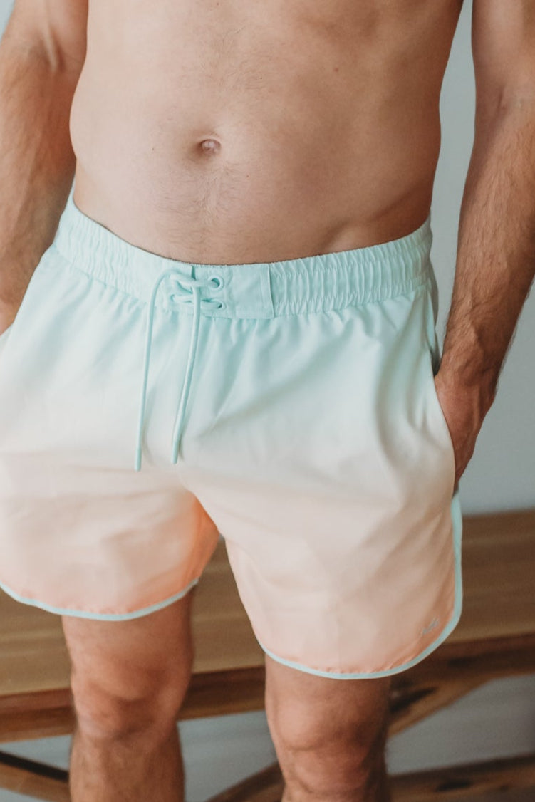 INDIE BLUE SWIM Men's Surf Shorts (peach ombre)