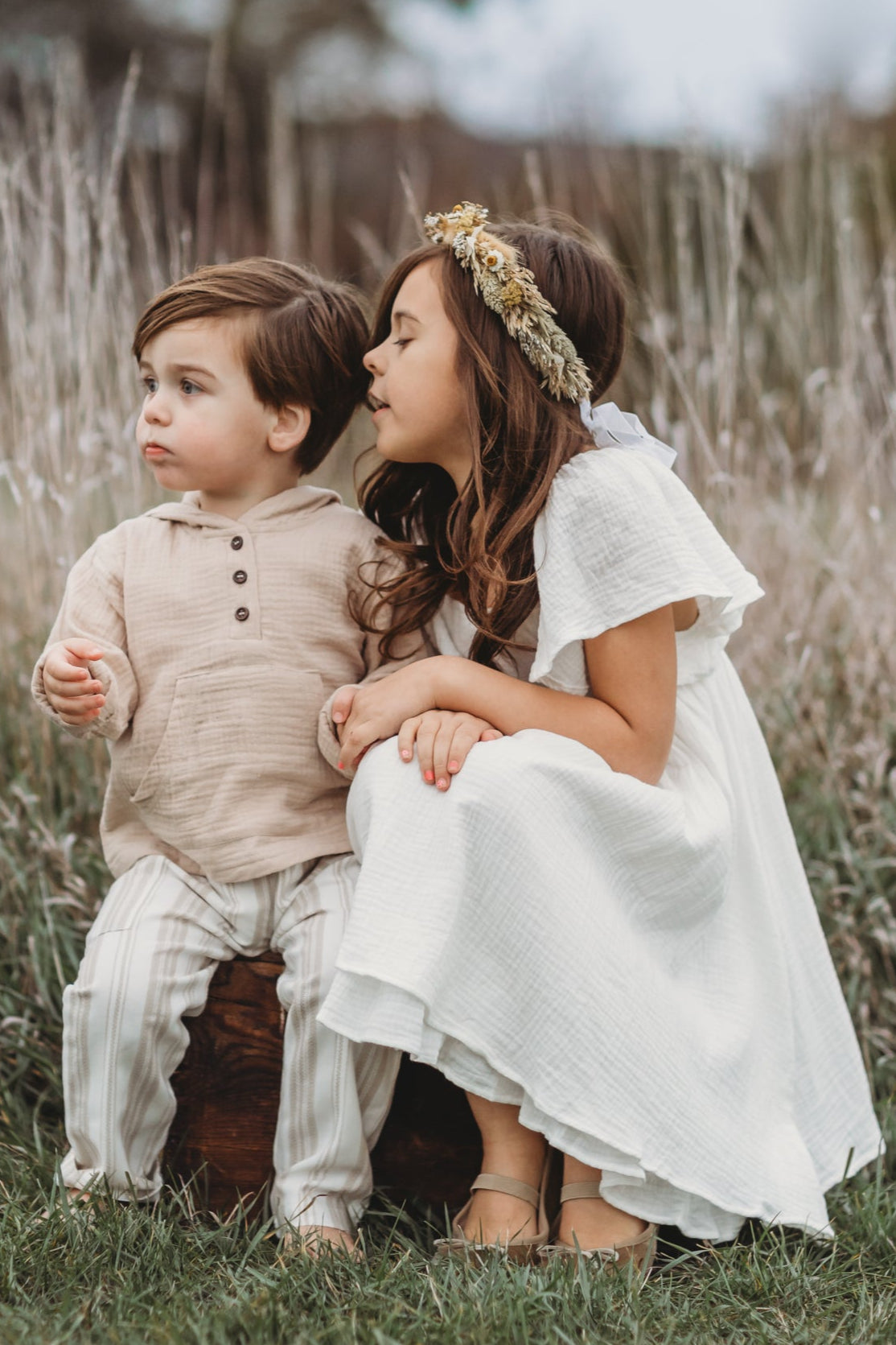 INDIE BLUE Boys Knox Hoodie (latte muslin)