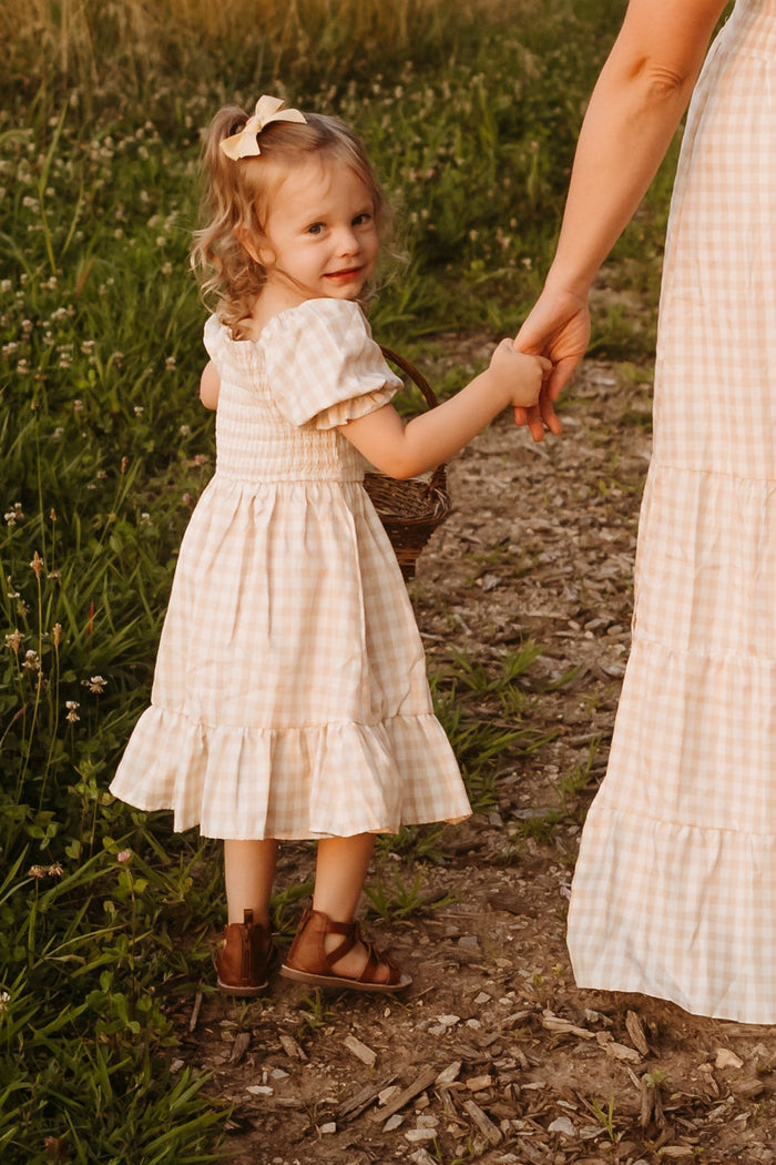 INDIE BLUE Dresses Karina (tan gingham)