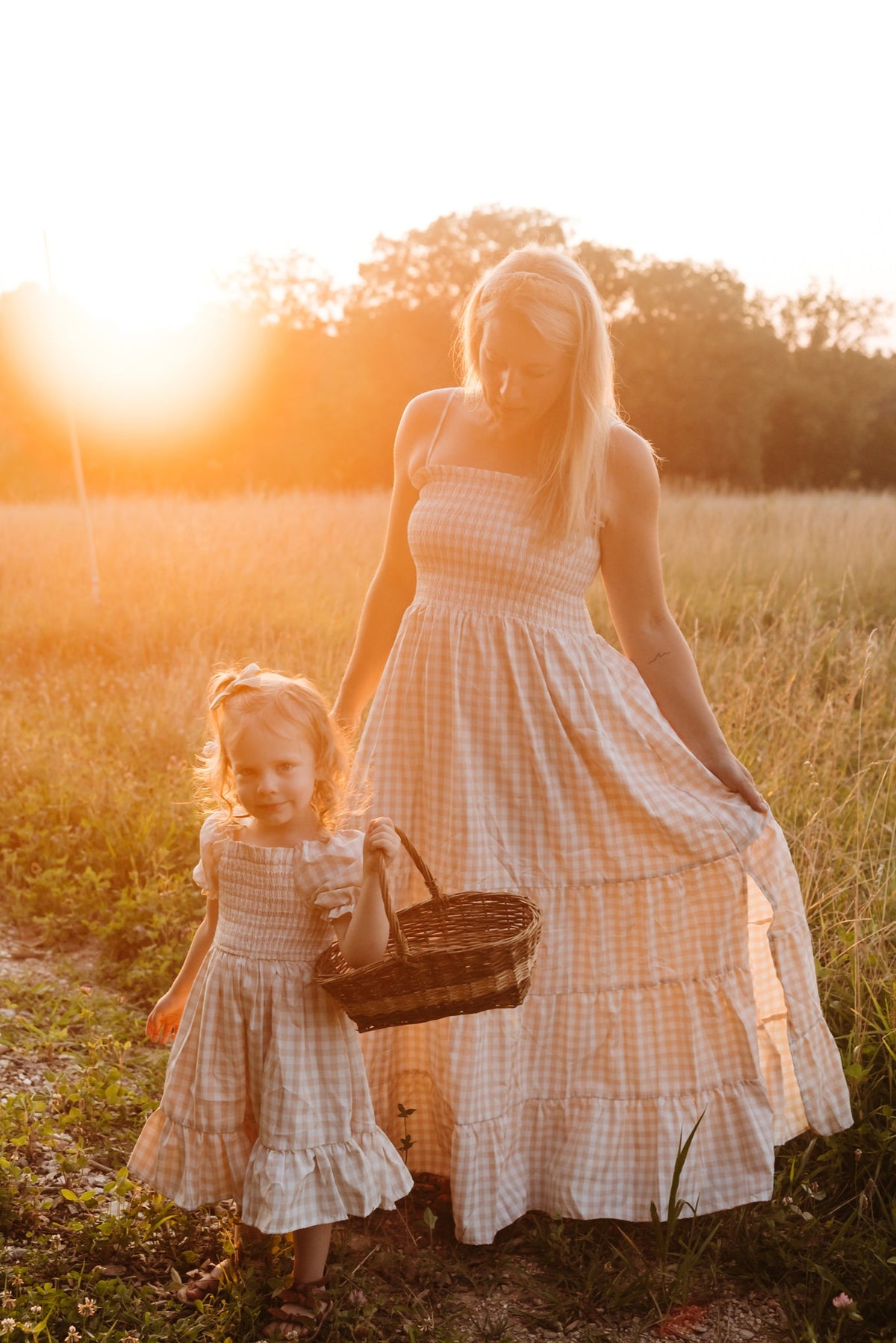 INDIE BLUE Women Women's Stella Maxi (tan gingham)