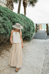 INDIE BLUE Women Women's Cassie Top (almond soft linen)