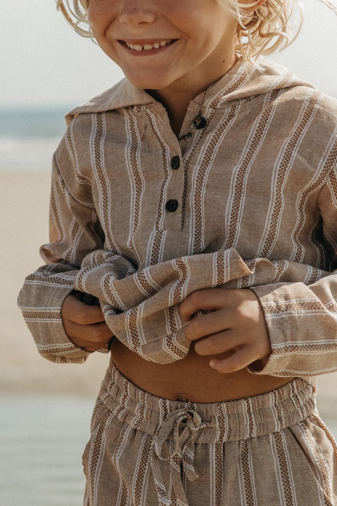 INDIE BLUE Boys Knox Shorts (mocha stripe linen)
