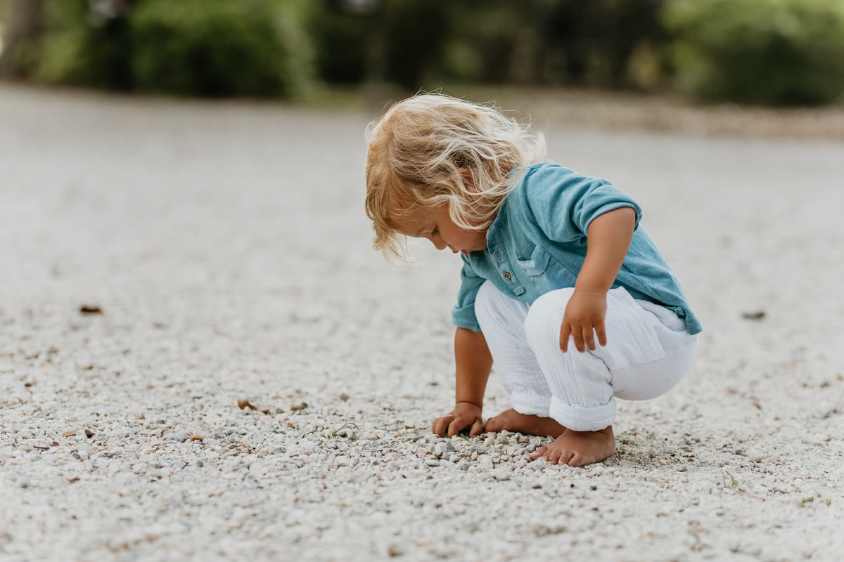 INDIE BLUE Boys Finn Pants (white muslin)