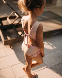 INDIE BLUE SWIM Scoopback Set (pink)