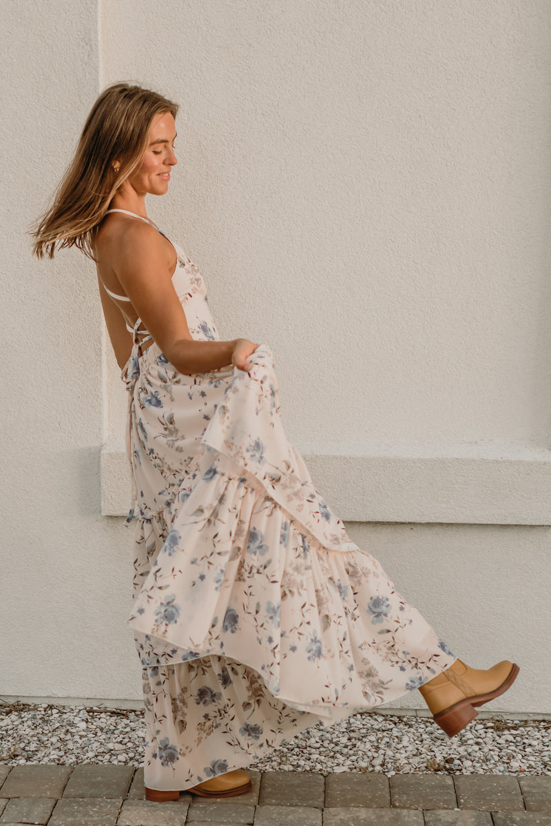 Women's Wendy Dress (floral blue chiffon) M Women's Wendy Dress (floral blue chiffon) M