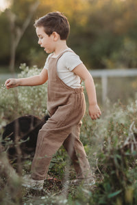 SS Boy's Romper Grady Romper (mocha muslin)