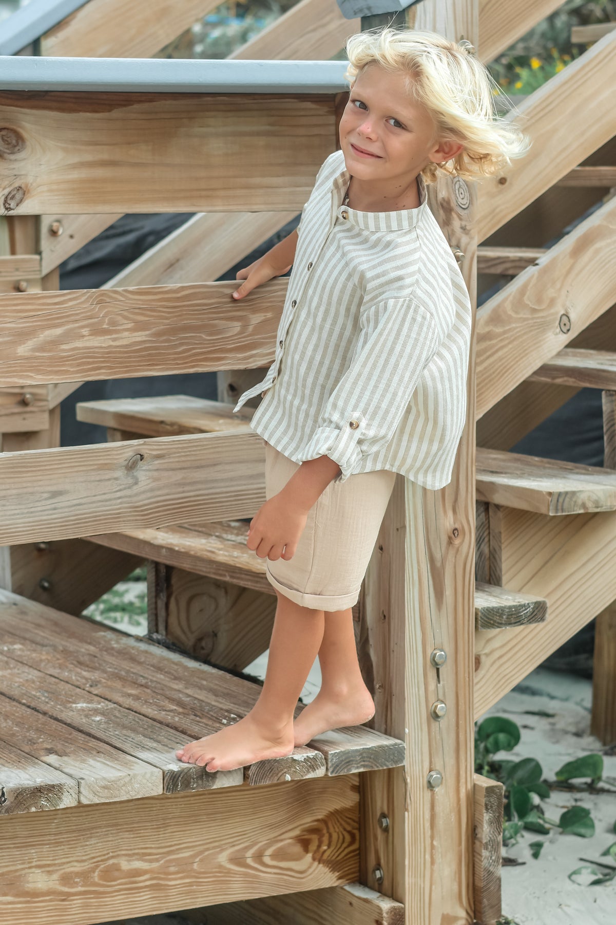 INDIE BLUE Boys Knox Shorts (latte muslin)