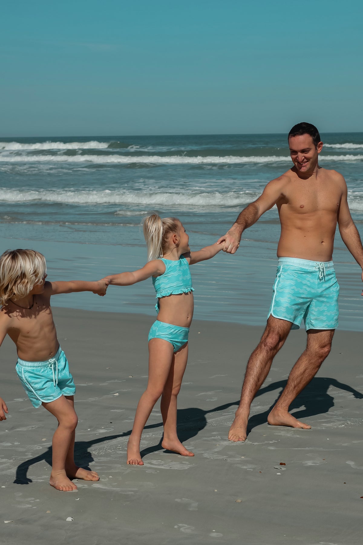 LB Men's Swim Men's Surf Shorts (aqua waves)