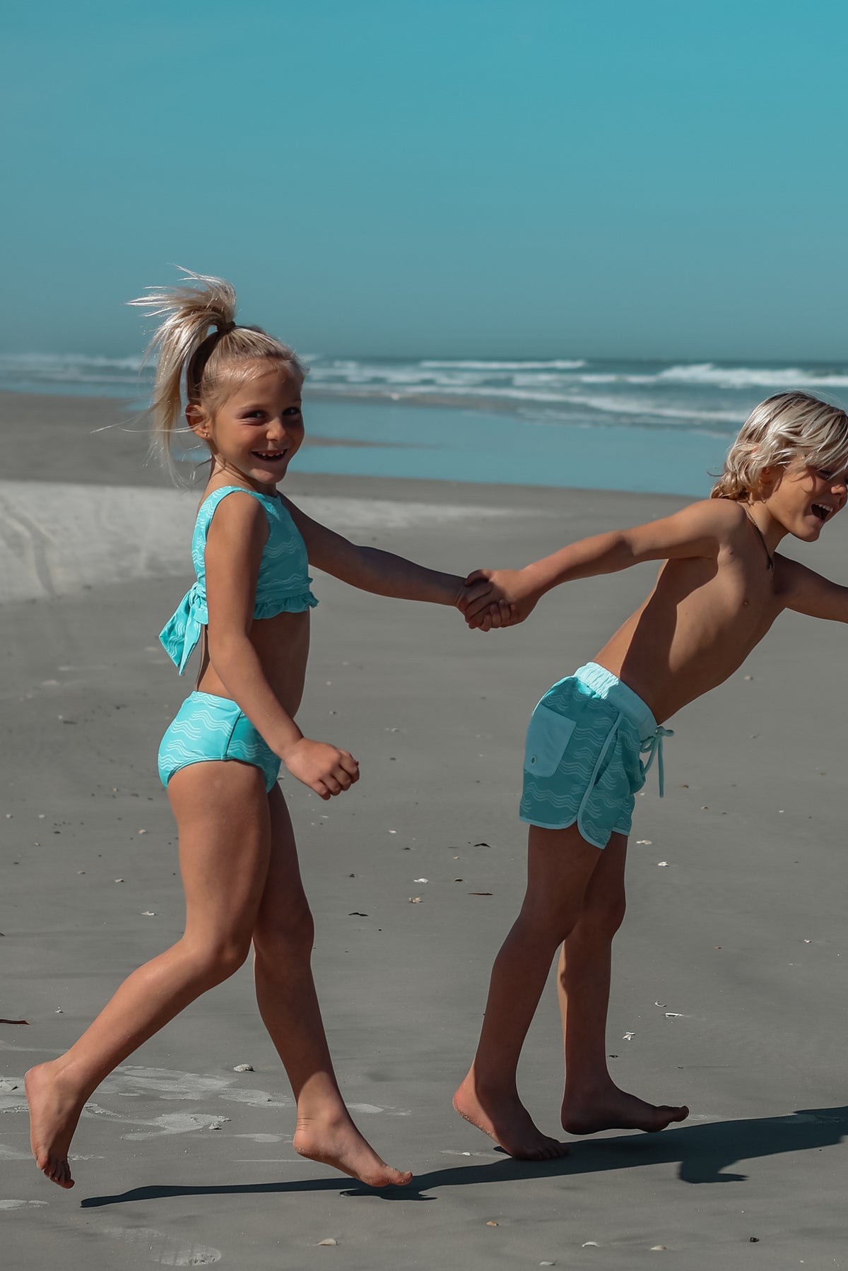 LB Girl's Swim Scoopback Set (aqua waves)