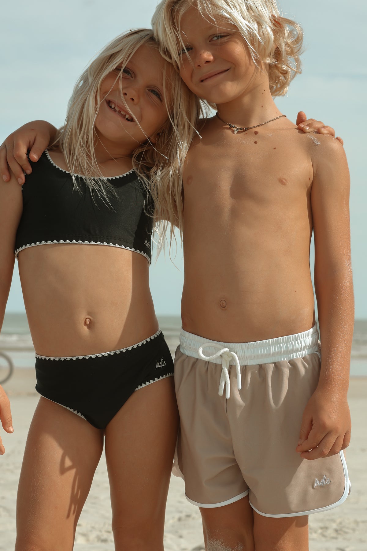 INDIE BLUE SWIM Scoopback Set (midnight embroidered)