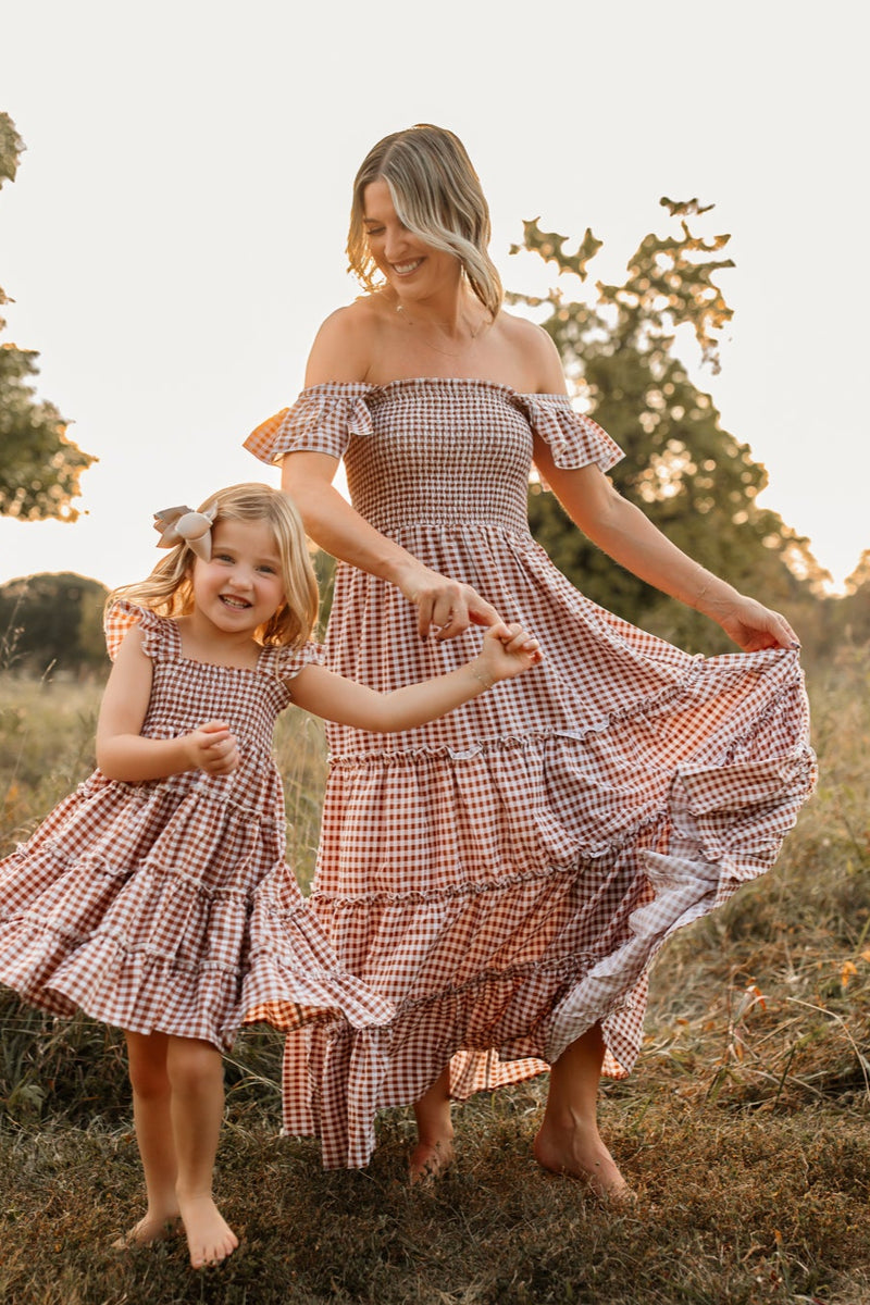 INDIE BLUE Women Women's Pia Dress (brown gingham)