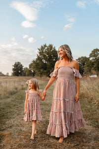 INDIE BLUE Women Women's Pia Dress (brown gingham)