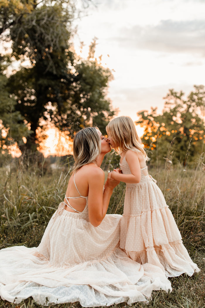 INDIE BLUE Dresses Wendy Dress (natural swiss dot)