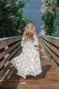 INDIE BLUE Women Women's Pippa Maxi (floral blue chiffon)