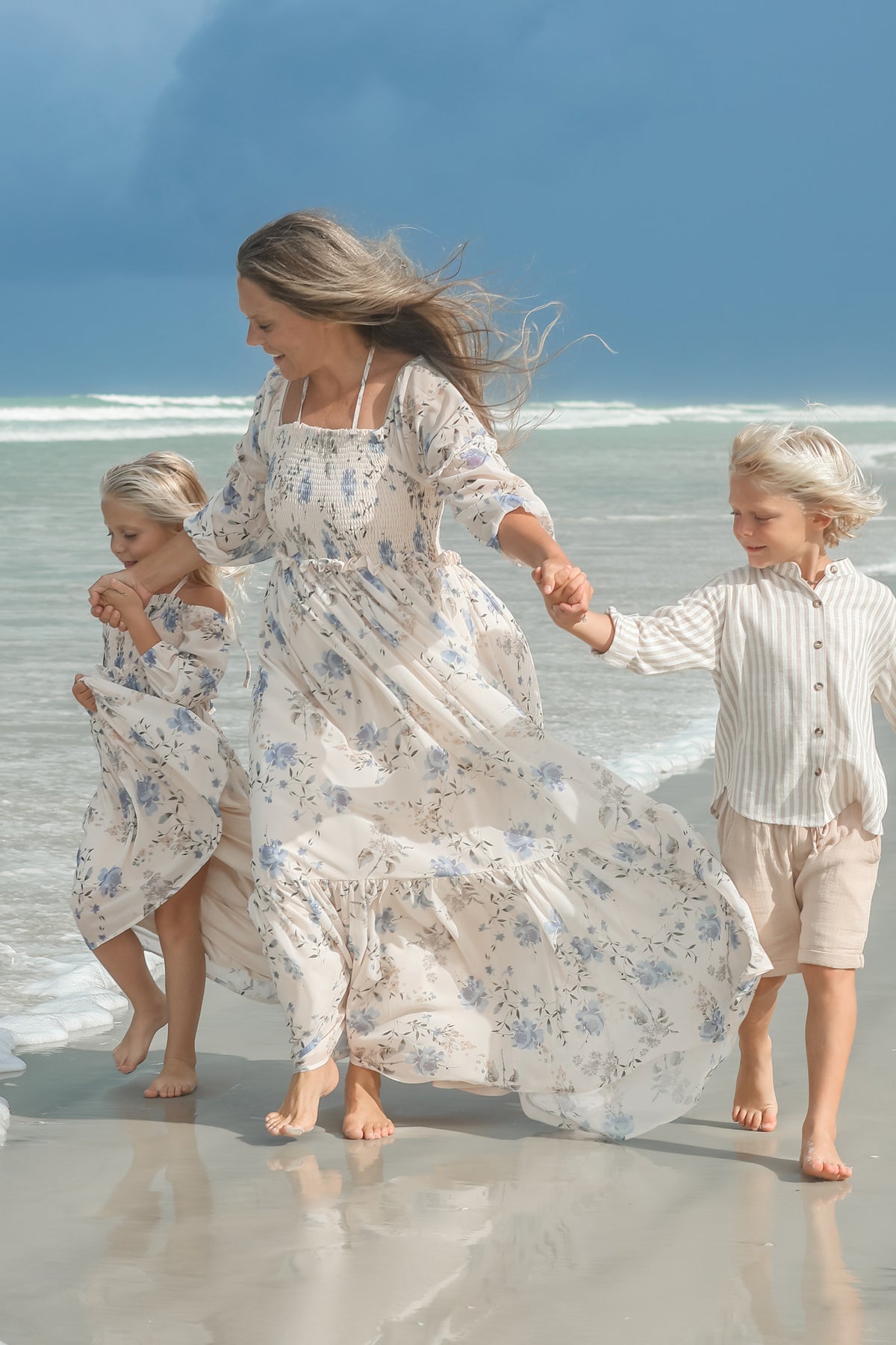 INDIE BLUE Women Women's Pippa Maxi (floral blue chiffon)