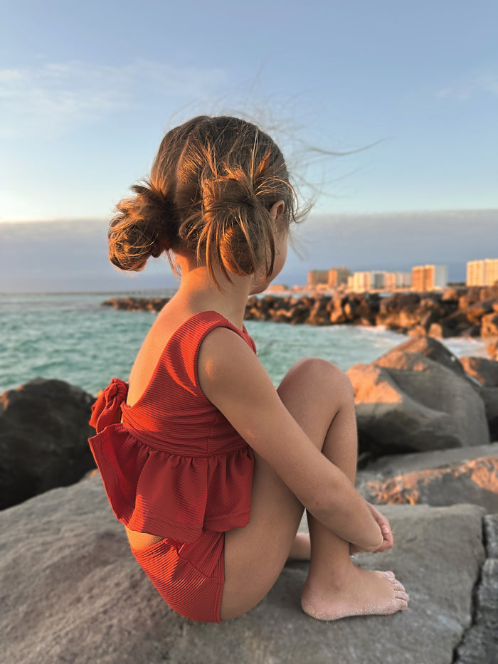 LB Girl's Swim Flutter Tankini Set (brick ribbed)