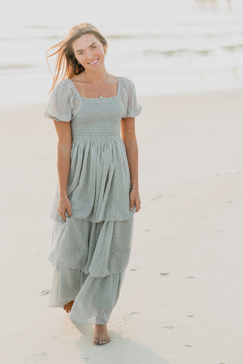 Women's Willa Maxi Dress (sage swiss dot)