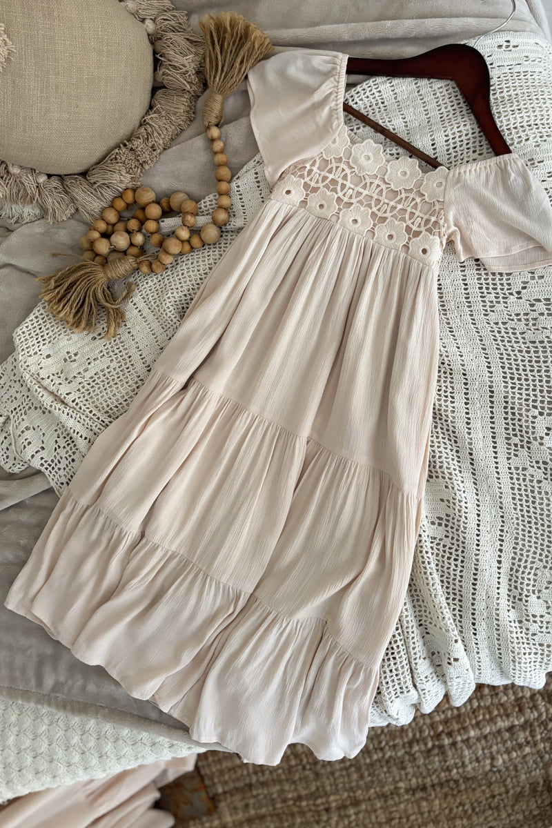 Winnie Lace Dress (natural)