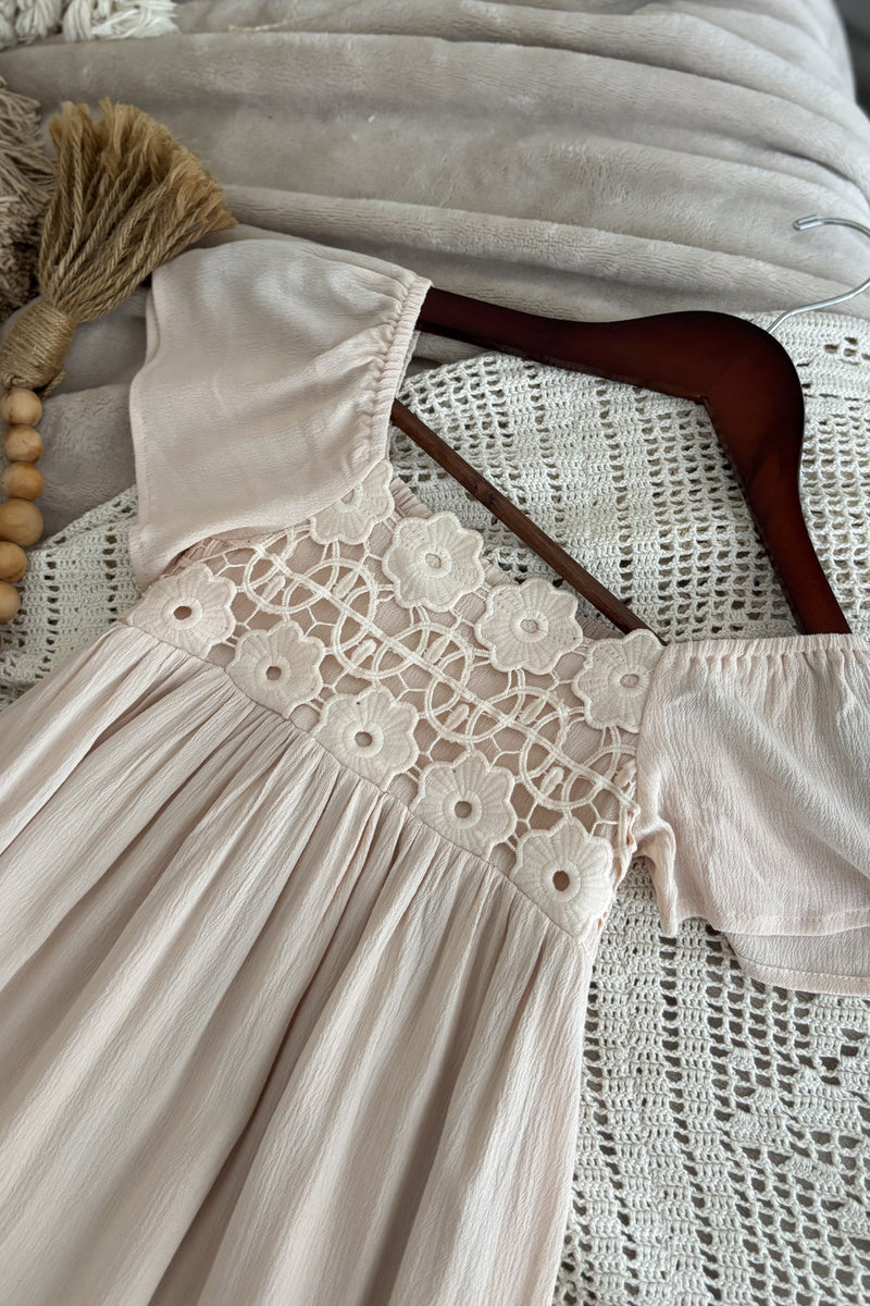 Winnie Lace Dress (natural)