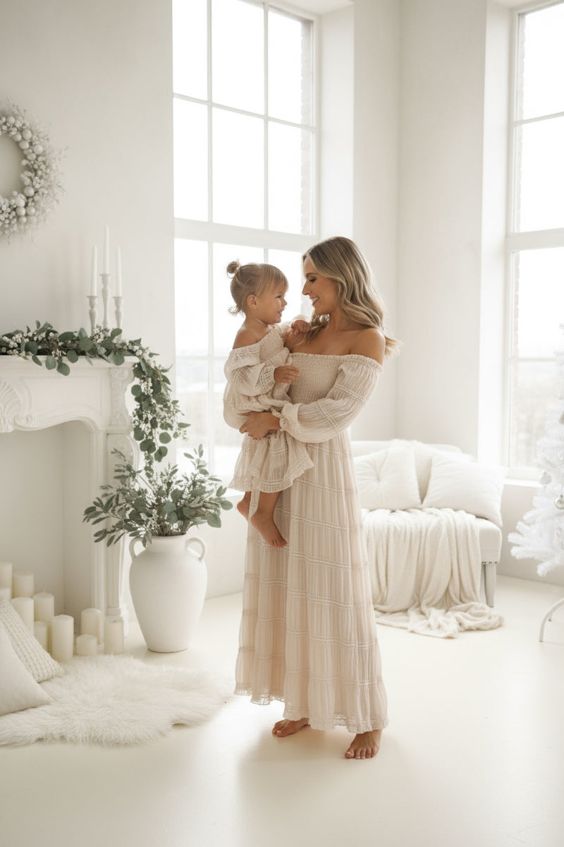 INDIE BLUE Women Women's Pippa Maxi (natural chiffon)