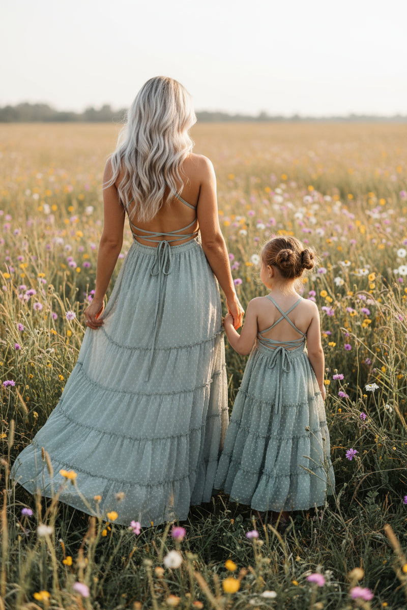 INDIE BLUE Women Women's Vera Flow Dress (sage swiss dot)