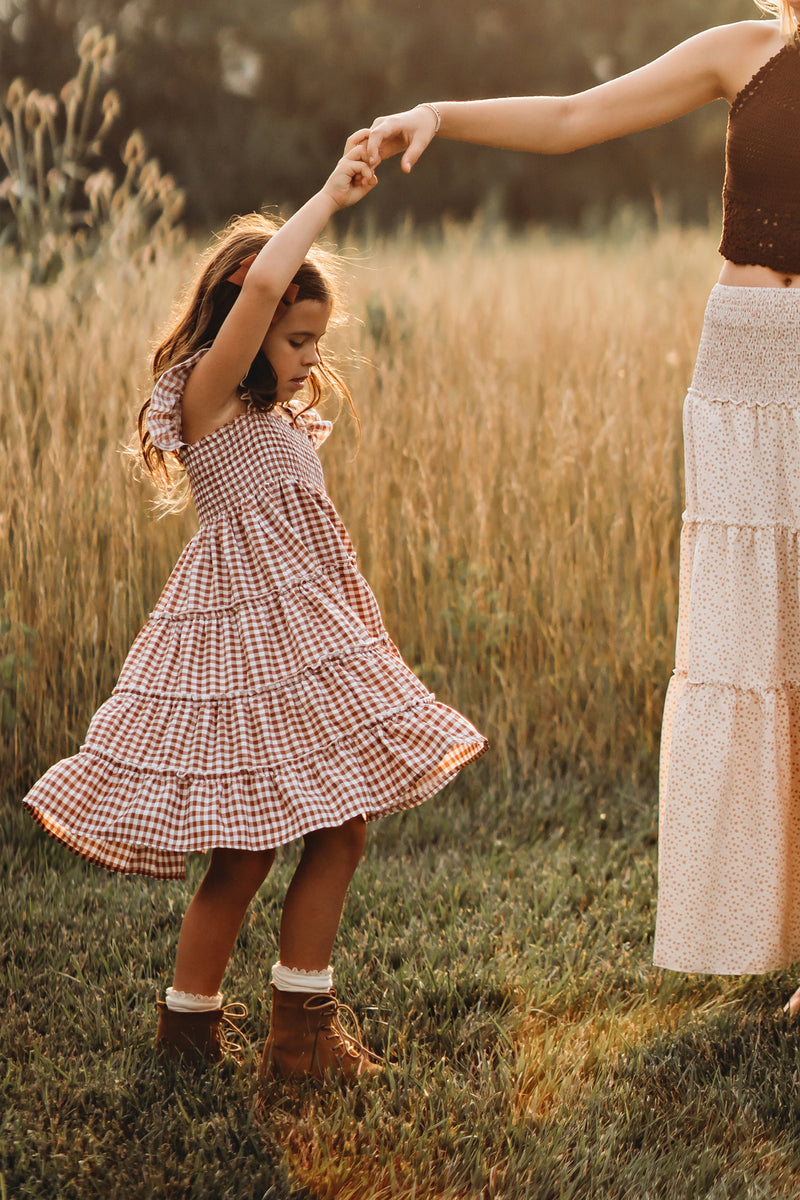 INDIE BLUE Dresses Pia Dress (brown gingham)