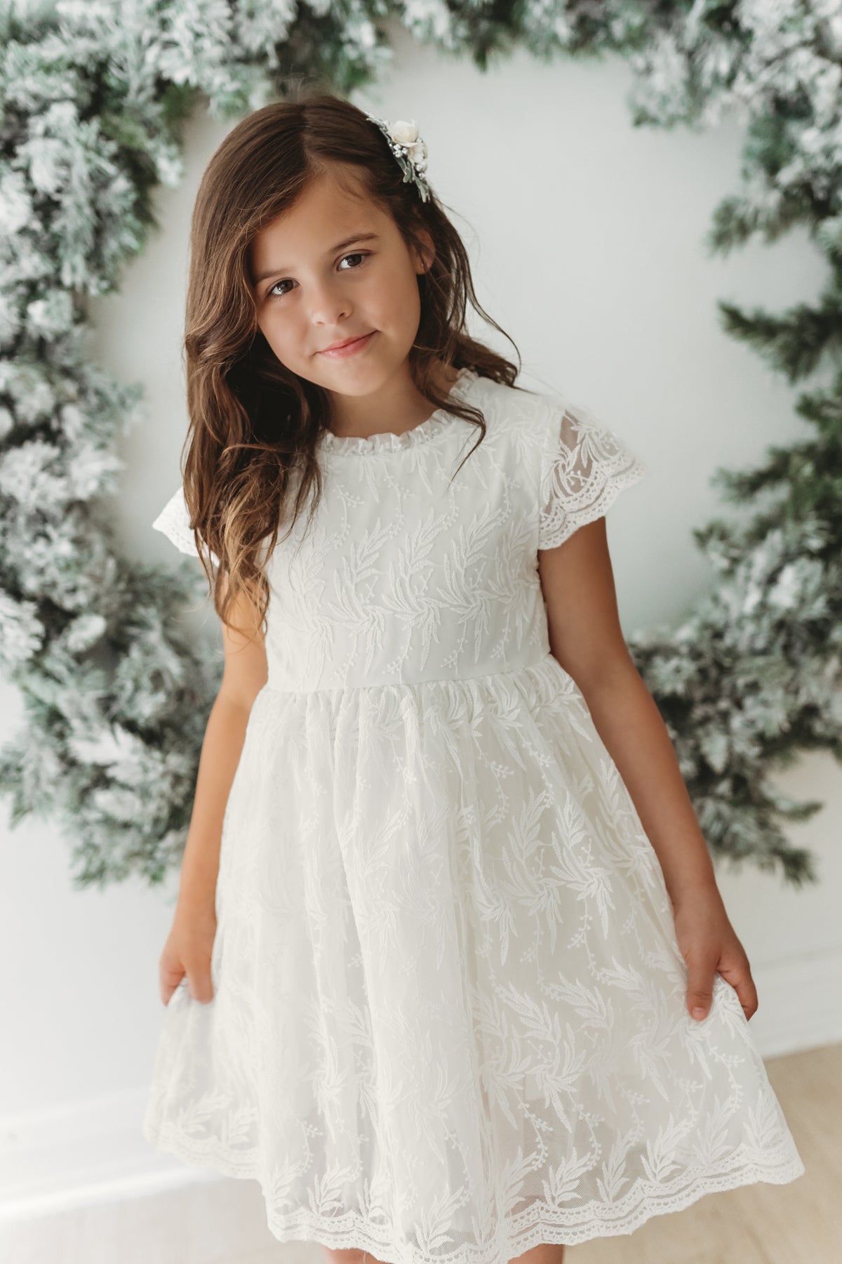 Tabatha Lace Dress (snow)