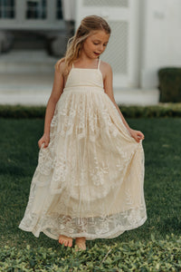 Madeline Lace Dress (ivory)