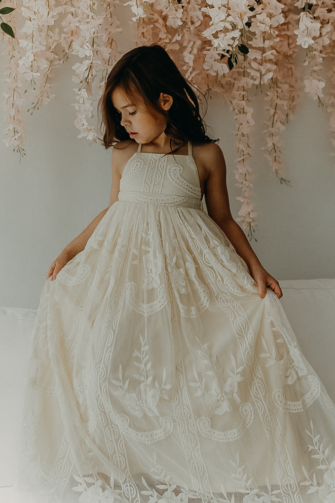 Madeline Lace Dress (ivory)