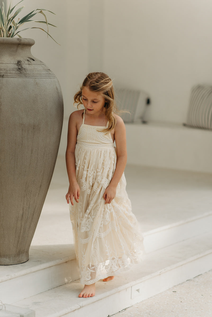 Madeline Lace Dress (ivory)