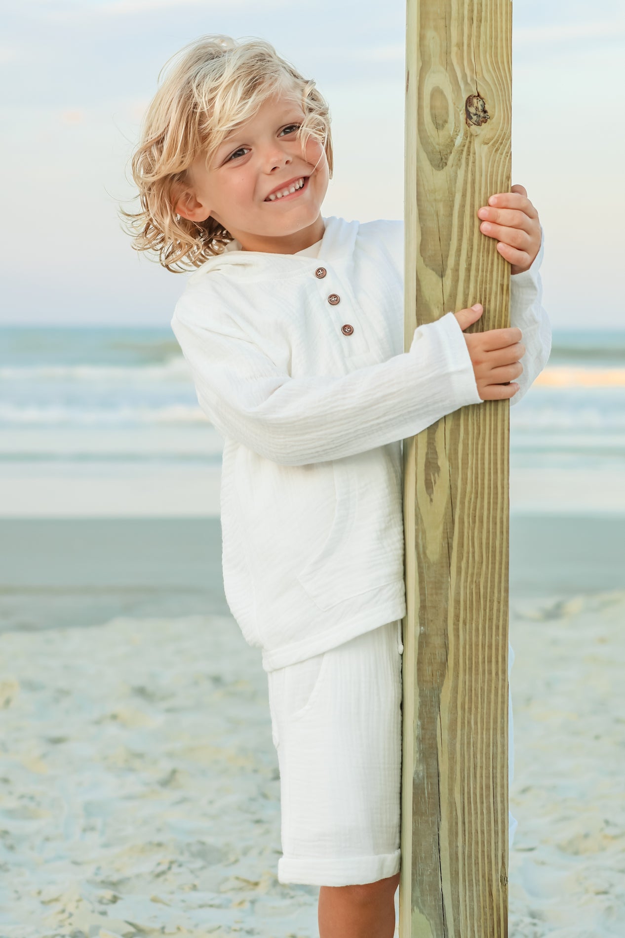 Knox Hoodie (white muslin) – INDIE BLUE