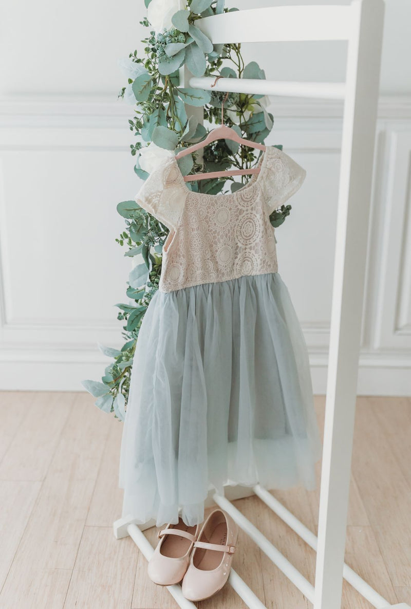 Aria Dress (airy blue)