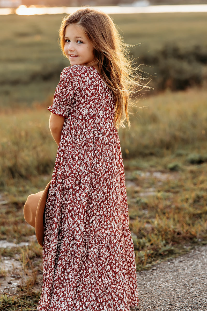 Mae Maxi Dress (whimsy red)