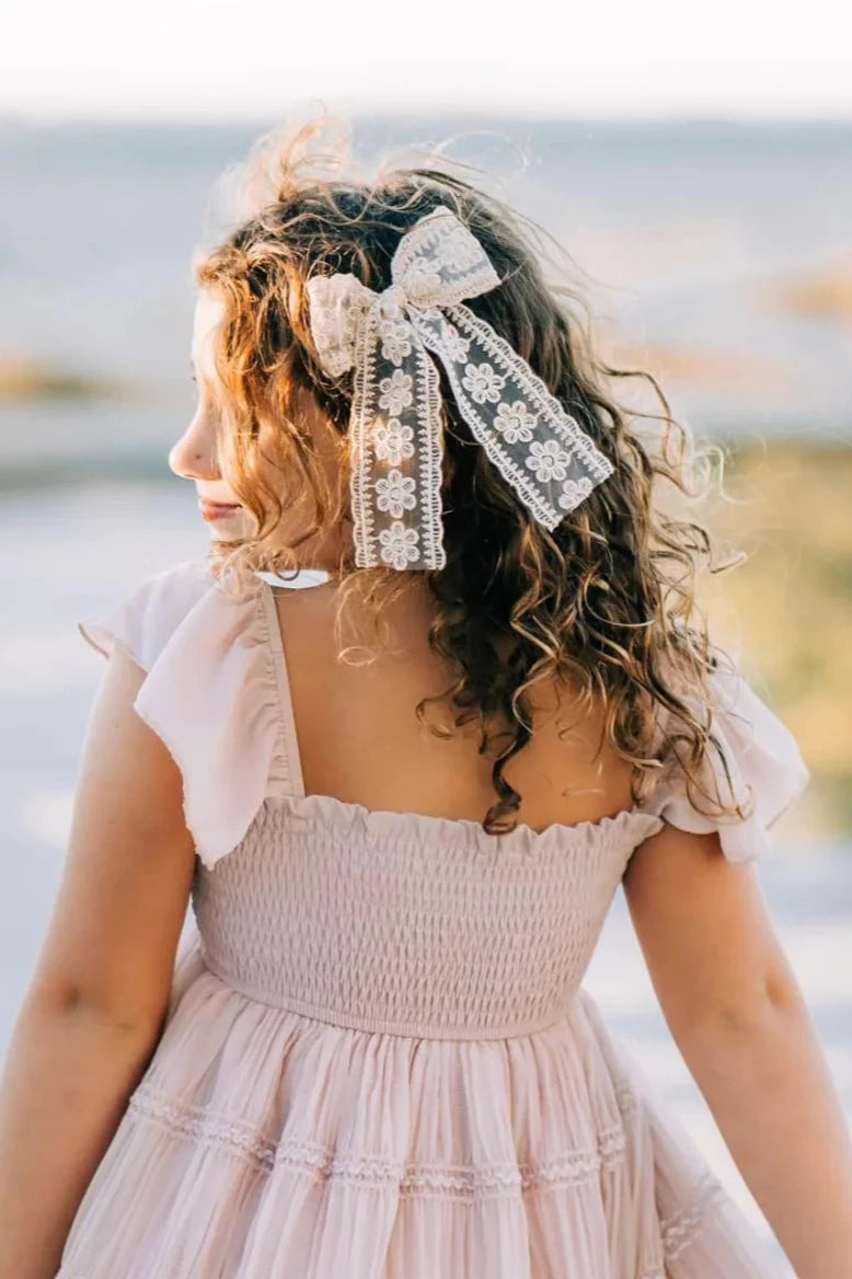 Lyla Lace Bow