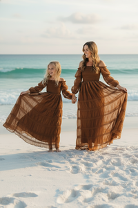 INDIE BLUE Dresses Pippa Maxi (mocha chiffon)