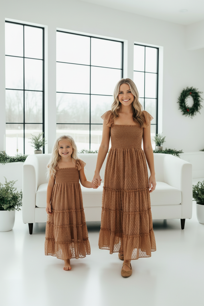 INDIE BLUE Women Women's Marabella Dress (mocha swiss dot)