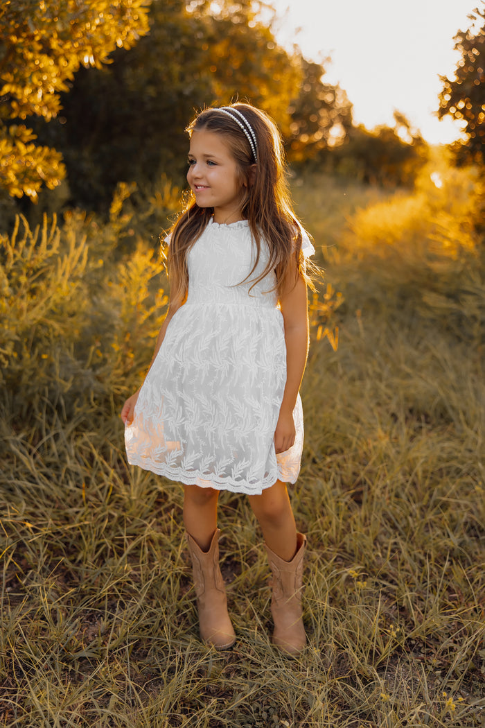 Tabatha Lace Dress (snow)