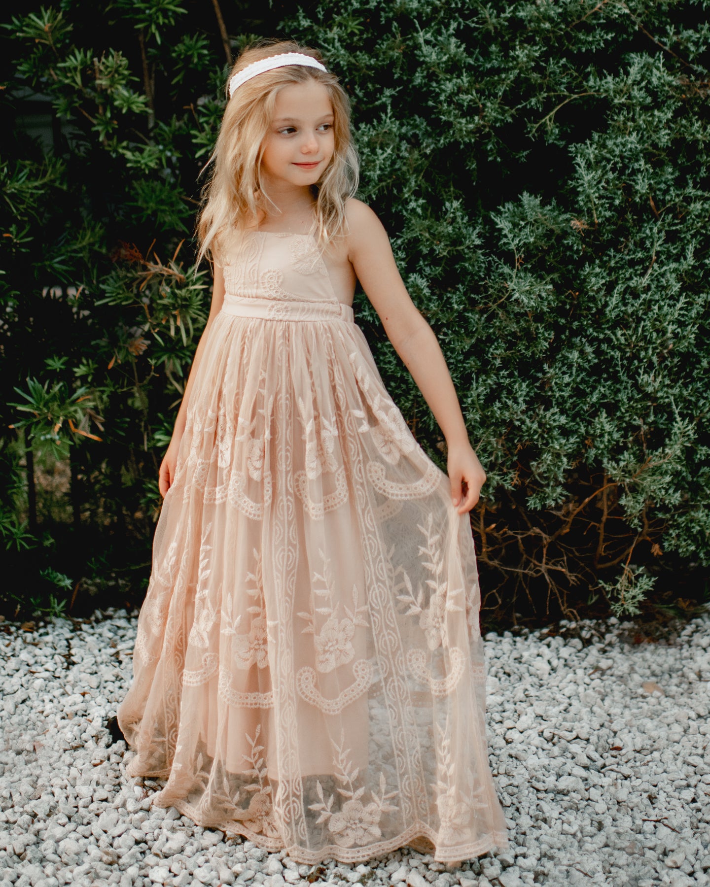 Madeline Lace Dress (natural pink) – INDIE BLUE