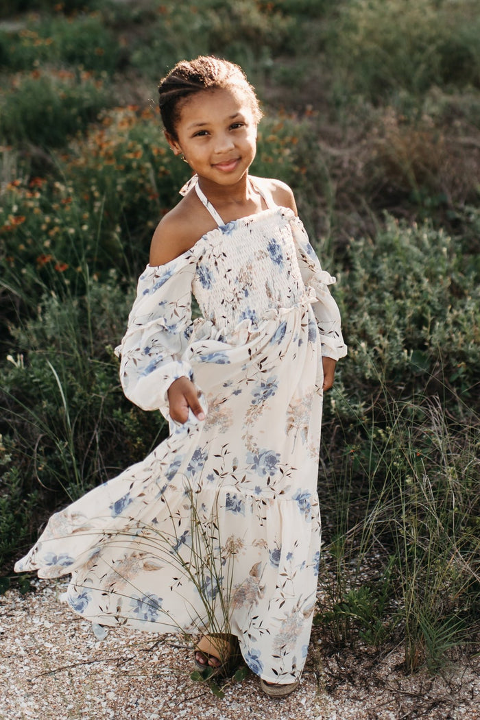 INDIE BLUE Dresses Pippa Maxi (floral blue chiffon)