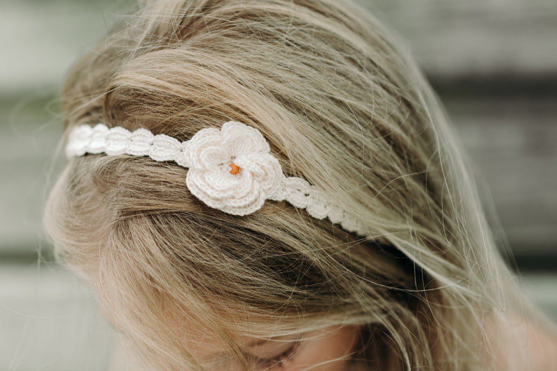 Small Flower Crochet Headband (cream)